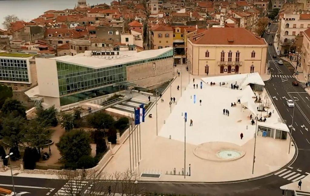 N & D Apartment Šibenik Екстериор снимка