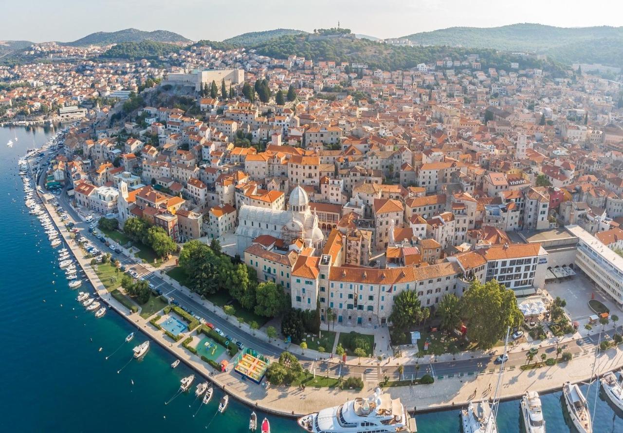 N & D Apartment Šibenik Екстериор снимка