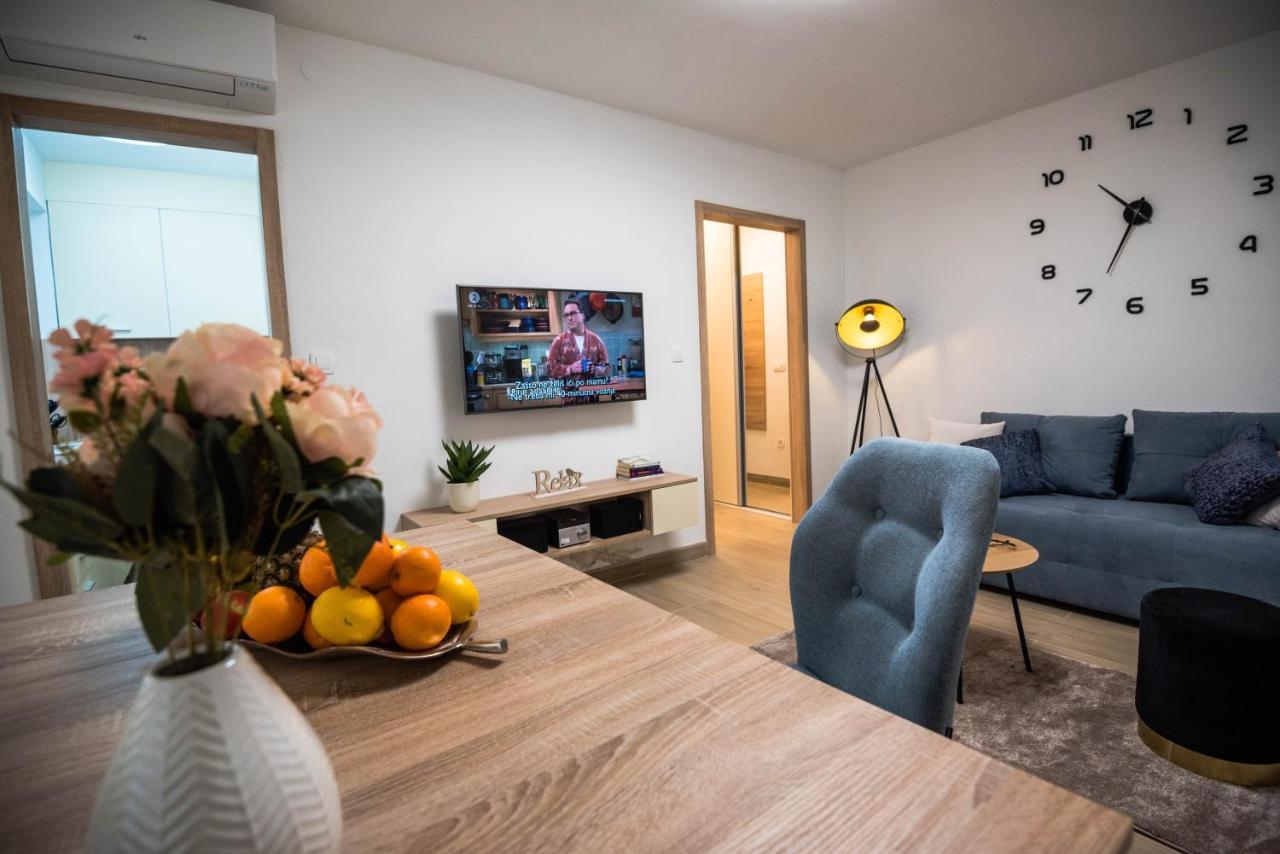 N & D Apartment Šibenik Екстериор снимка