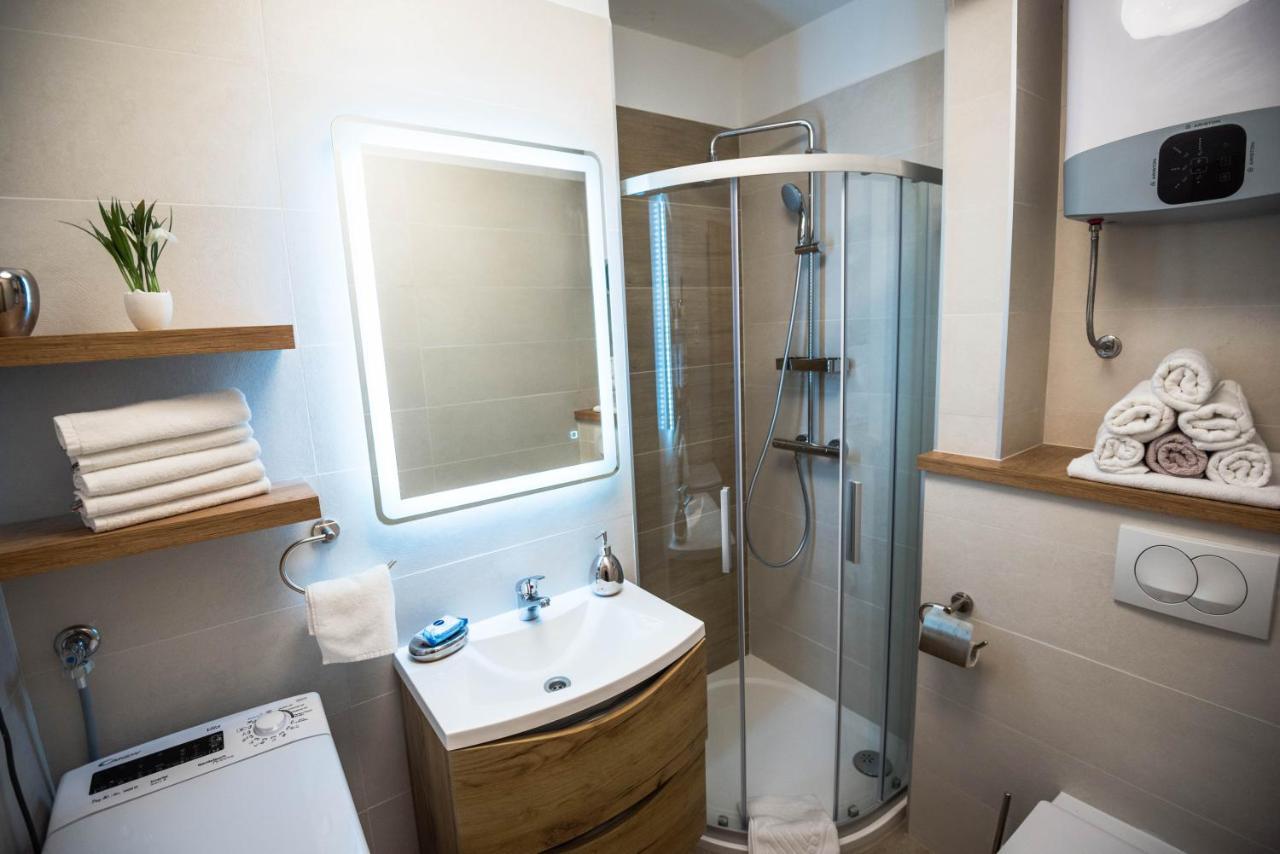 N & D Apartment Šibenik Екстериор снимка