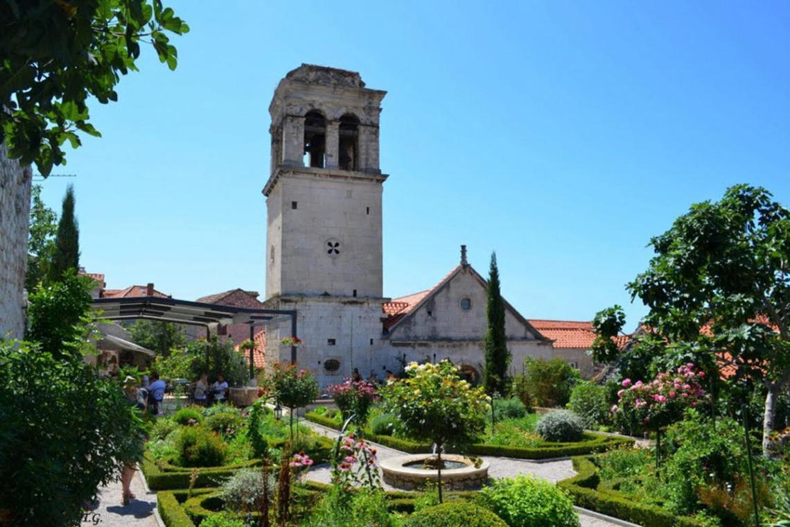 N & D Apartment Šibenik Екстериор снимка