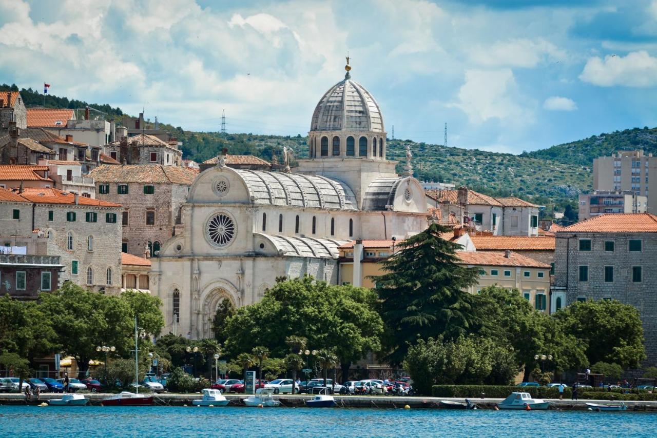 N & D Apartment Šibenik Екстериор снимка